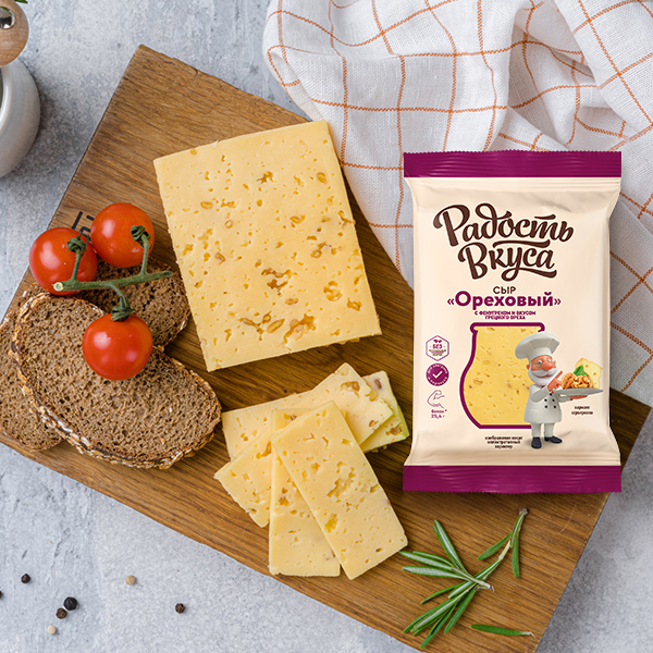Сыр Ореховый с фенугреком TM Радость вкуса (180г) 40%