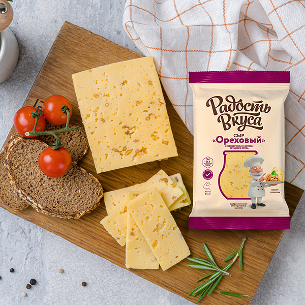Сыр Ореховый с фенугреком TM Радость вкуса (180г) 45%